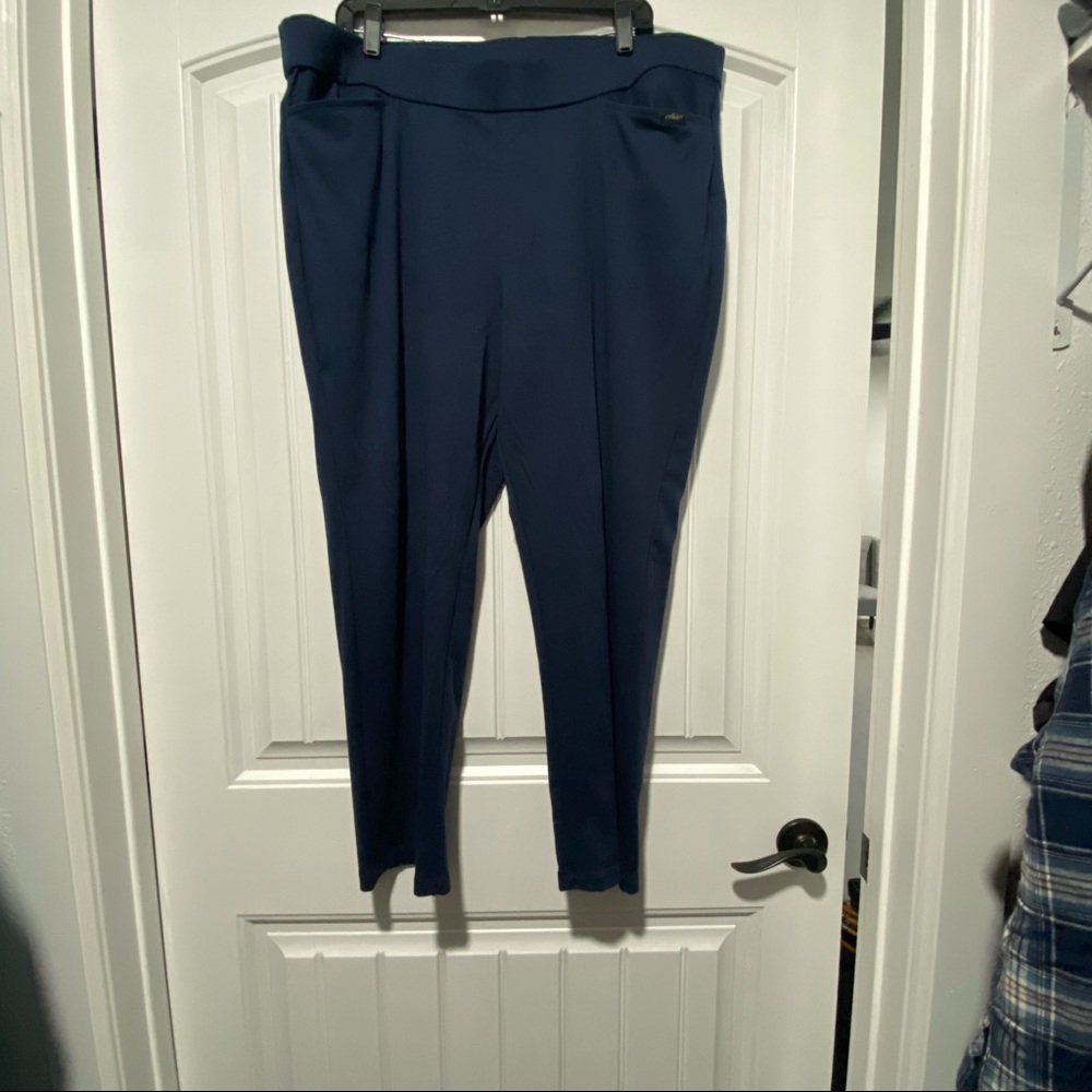 Navy blue stretch pullover trouser